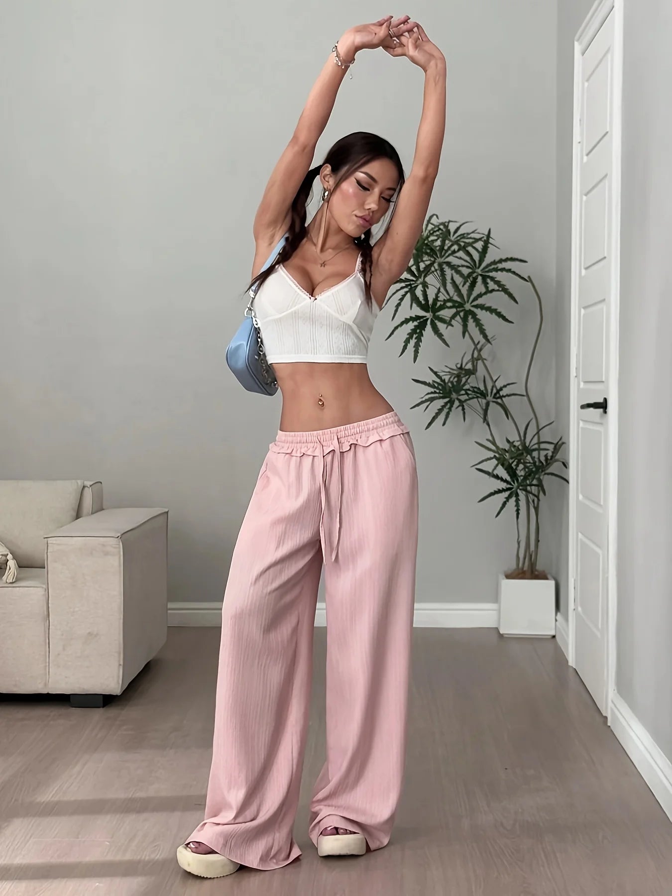 American casual, elegant, niche design, dopamine wearing, wide leg, loose and lazy style, wide leg pants, long pants